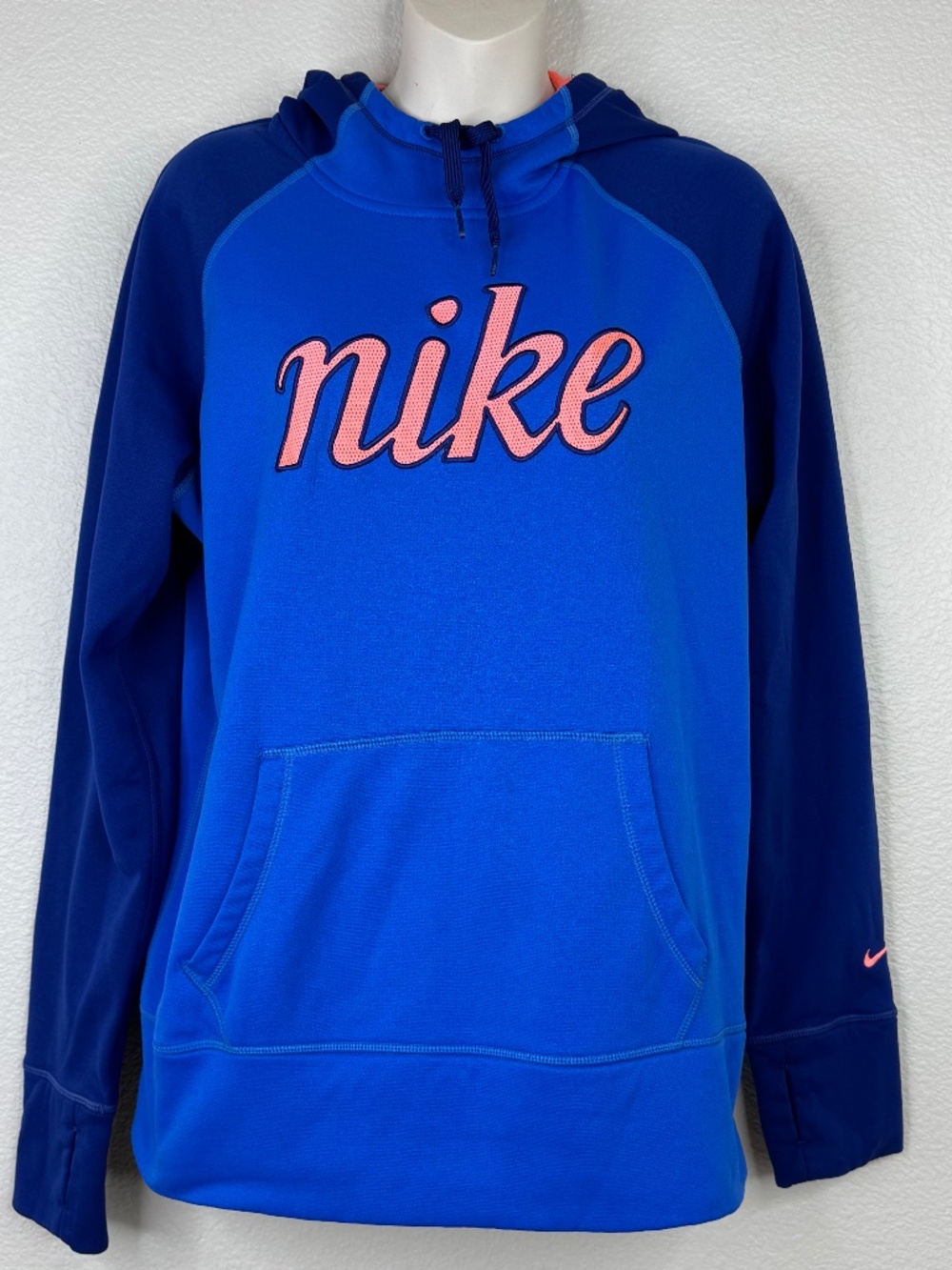 Nike Therma-FIT Hoodie Womens L Blue Coral Script Pullover Thumbholes Fleece